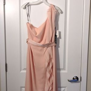 NWT Vera Wang Blush Ruffle Bridesmaid Gown Sz 14